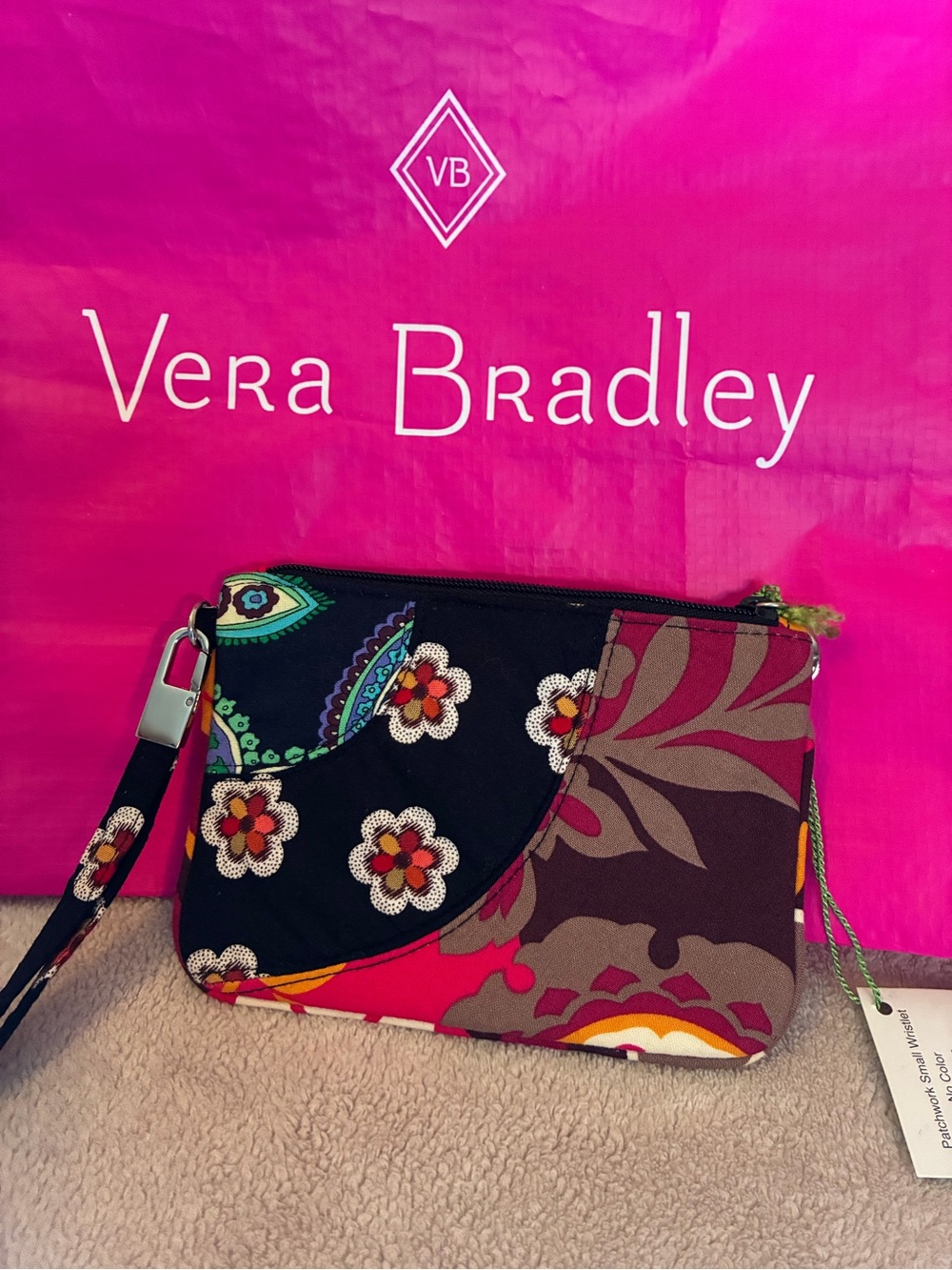 Vera Bradley Zip Top Wristlet Wallet  Multicolor Floral Credit Card patchwork